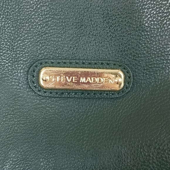 STEVE MADDEN Green & Black w/Gold Hardware Handbag - Picture 6 of 8